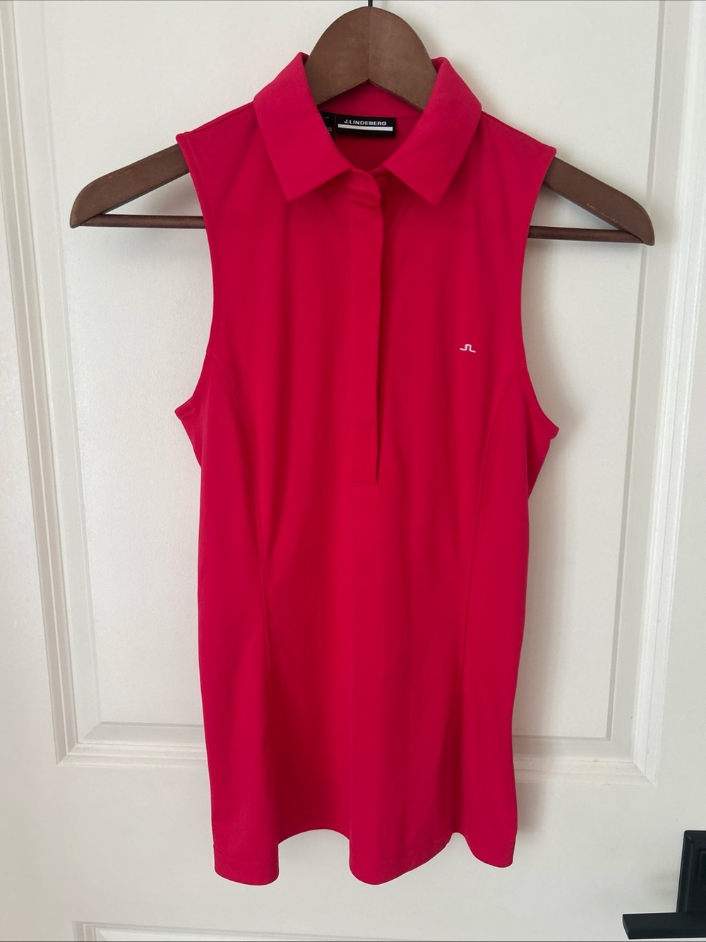 J. Lindeberg Women’s Dena Sleeveless Athletic Golf Polo Top Dark Pink Sz XS NWOT